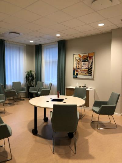 Foto: bilde fra et behandlingsrom på spiseforstyrrelsespoliklinikken